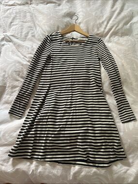 Hi-Line Black & Cream Striped Crewneck Top